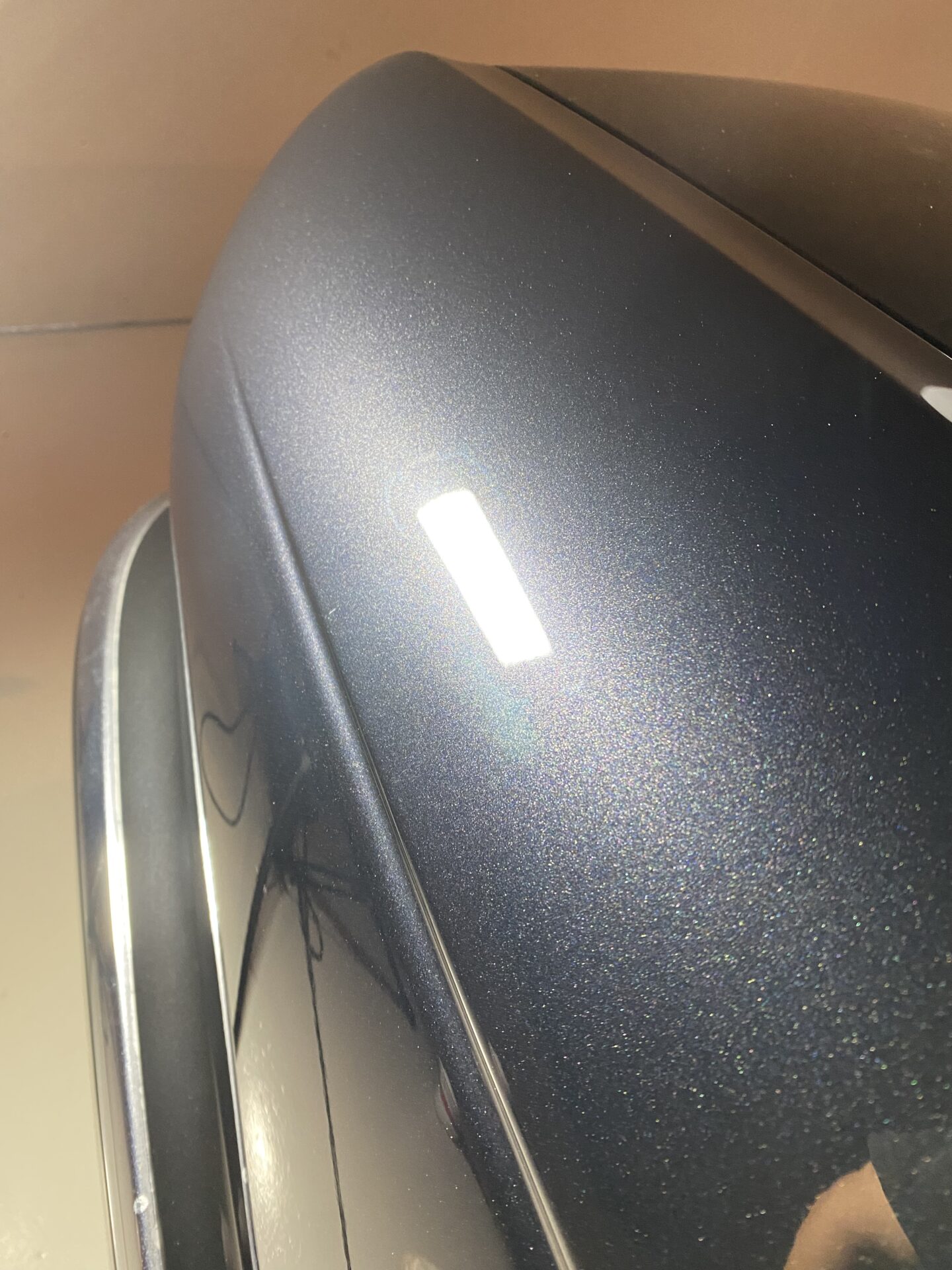 ジャガーXJ　磨き作業