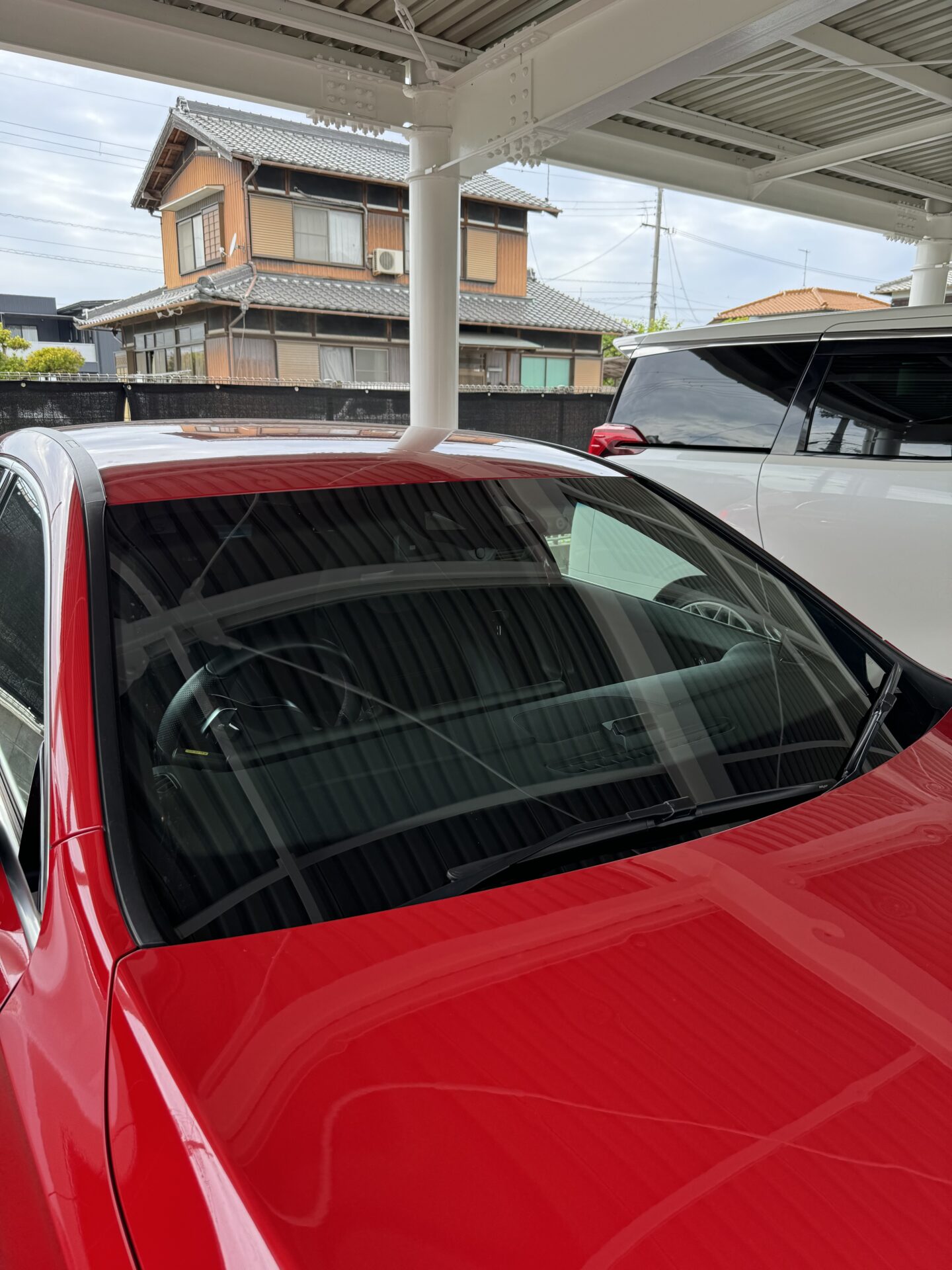 メルセデス　ベンツ　Aクラス　ガラス交換＆アンビエント、フットランプLED取付＆車検