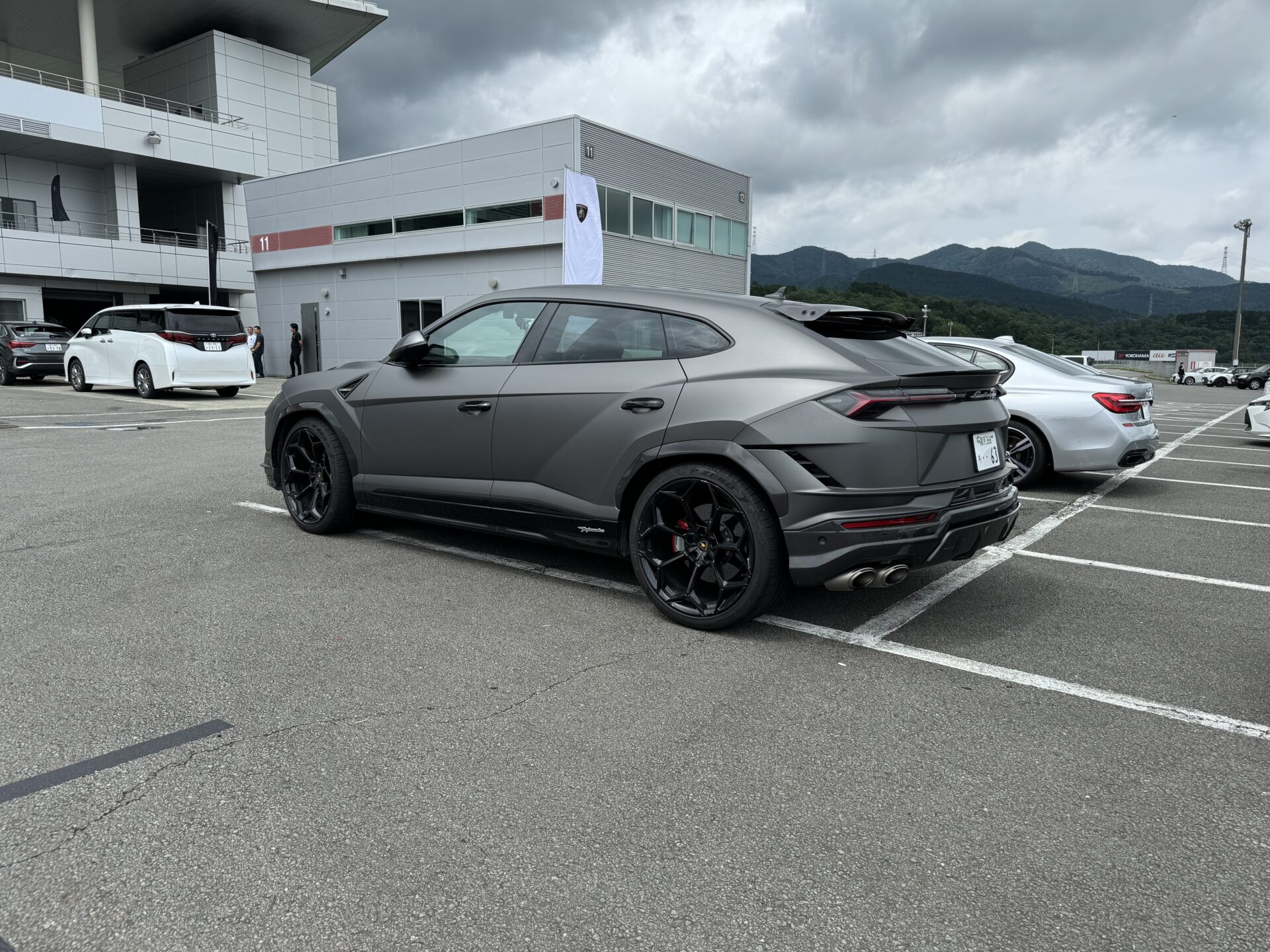 ランボルギーニ　レヴェルト試乗会　in富士スピードウェイ