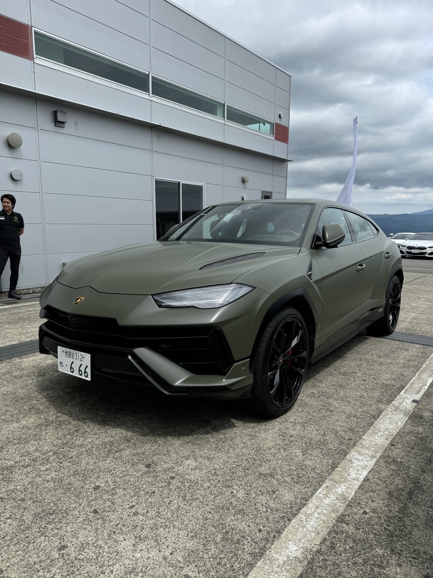 ランボルギーニ　レヴェルト試乗会　in富士スピードウェイ