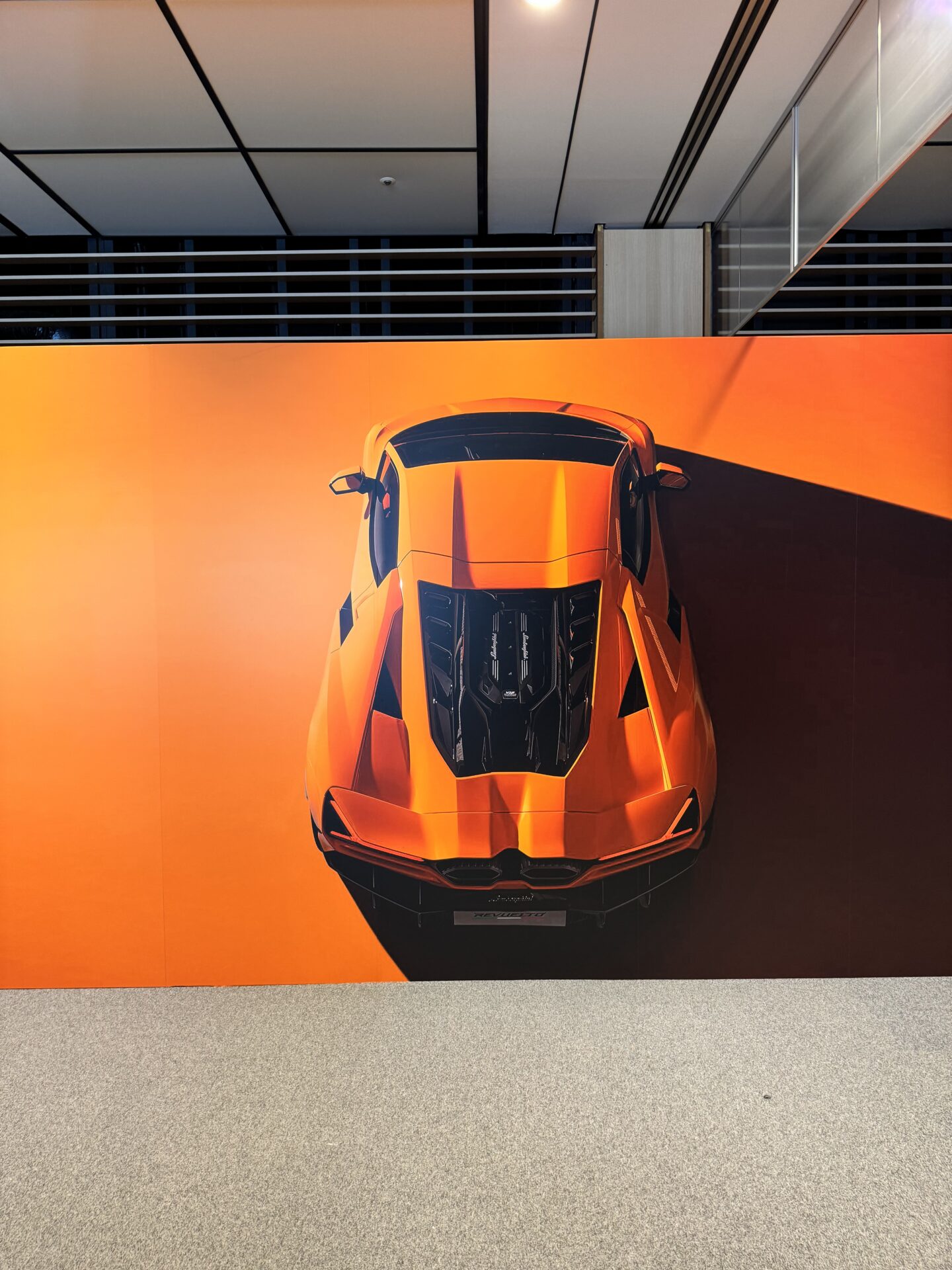 ランボルギーニ　レヴェルト試乗会　in富士スピードウェイ