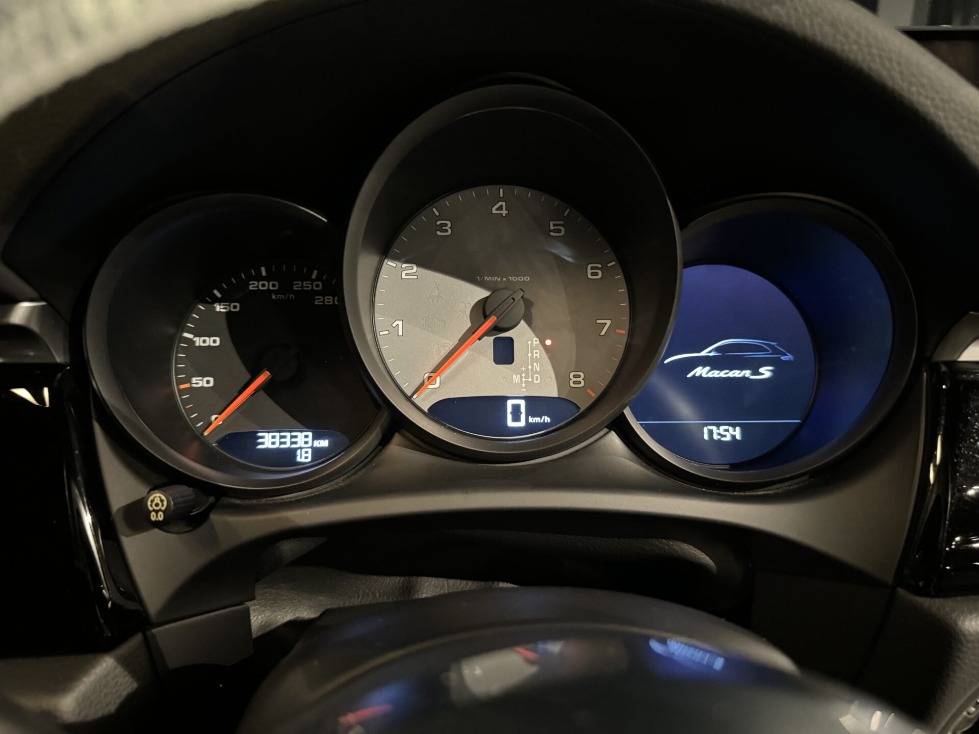 ポルシェ　マカンS PDK