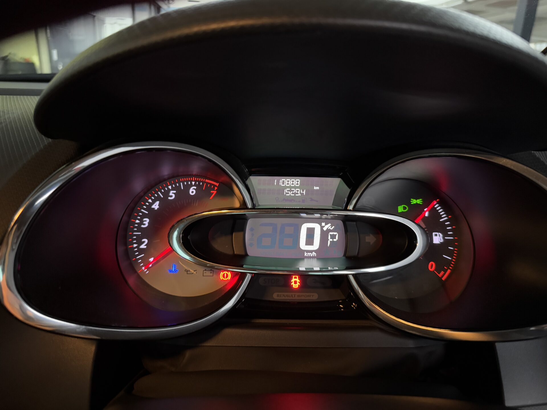 ルノー　ルーテシア　RSスポール