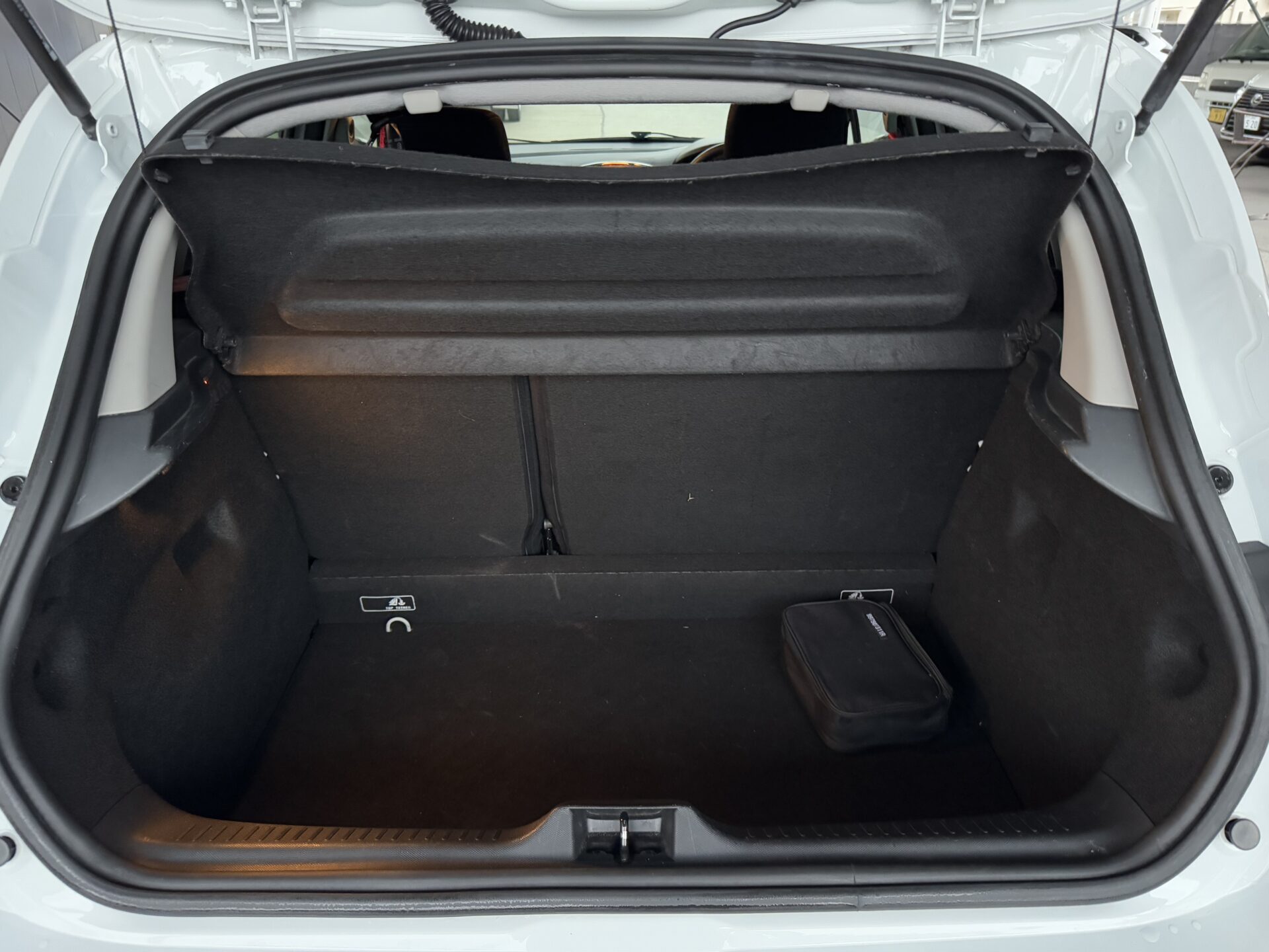 ルノー　ルーテシア　RSスポール