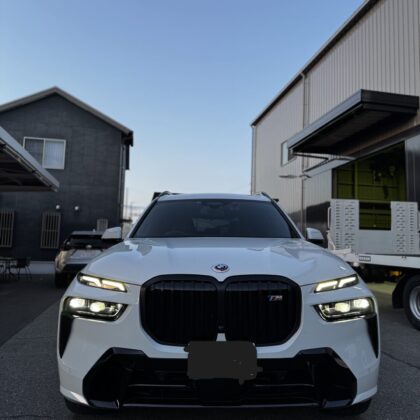 BMW　X7　デジタルインナーミラー取付